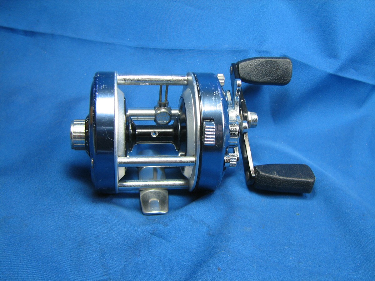 Vintage Daiwa Millionaire 4H Hi-Speed Baitcasting Fishing