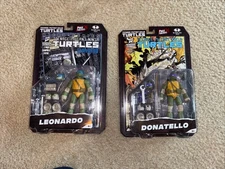 McFarlane Teenage Mutant Ninja Turtles Page Punchers Figures TMNT set of 2 