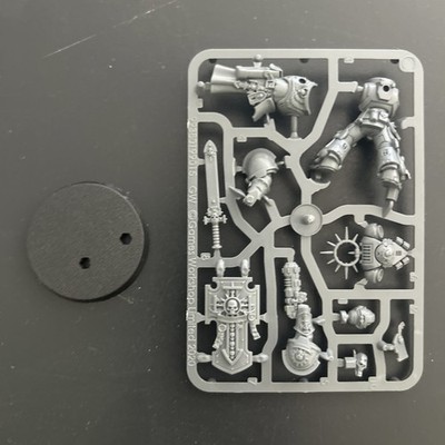 40K Lieutenant with Storm Shield Space Marine Bladeguard Volkite Indomitus Relic