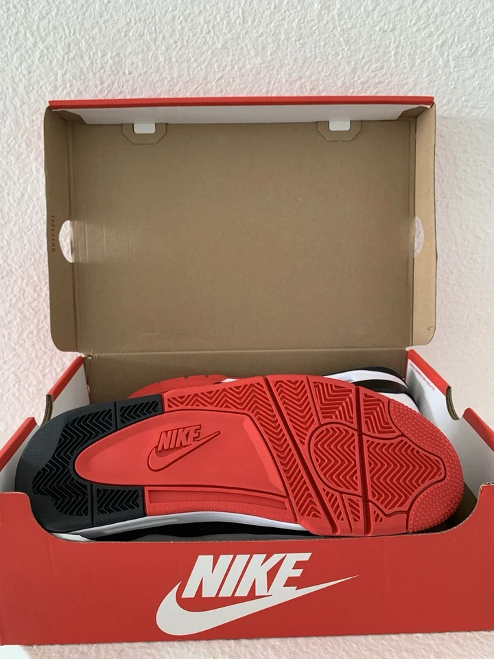 Nike Air Flight 89 Basketball Shoes White/Black/Red - Image 4 of 4