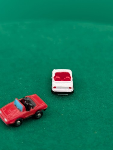 Micro Machines Ultrasmall Mini White & Red Mazda RX-7 Conv. W/Blue Windshield - Picture 22 of 23