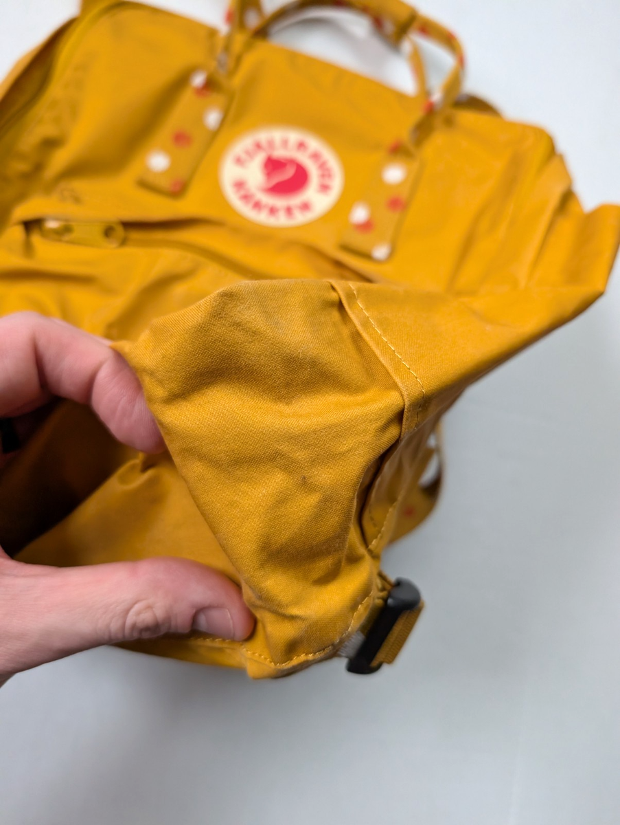 Fjallraven Kanken Backpack Ochre/Confetti Yellow Gold 14x15‎ Fjallraven Kanken Backpack Ochre/Confetti Yellow Gold 14x15  main image 3
