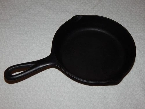 6" Vintage Cast Iron Skillet Double Spout No. 3  "Y" "11" ~ Lodge?