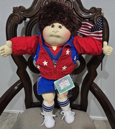 Vintage Cabbage Patch Kids Olympikids Ian Wolff Doll w/ American Flag