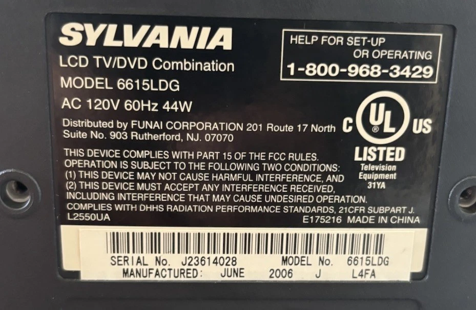 Sylvania 15” LCD TV DVD Player Combo AUX RCA Gaming S-Video No Remote TESTED - Image 3 of 4