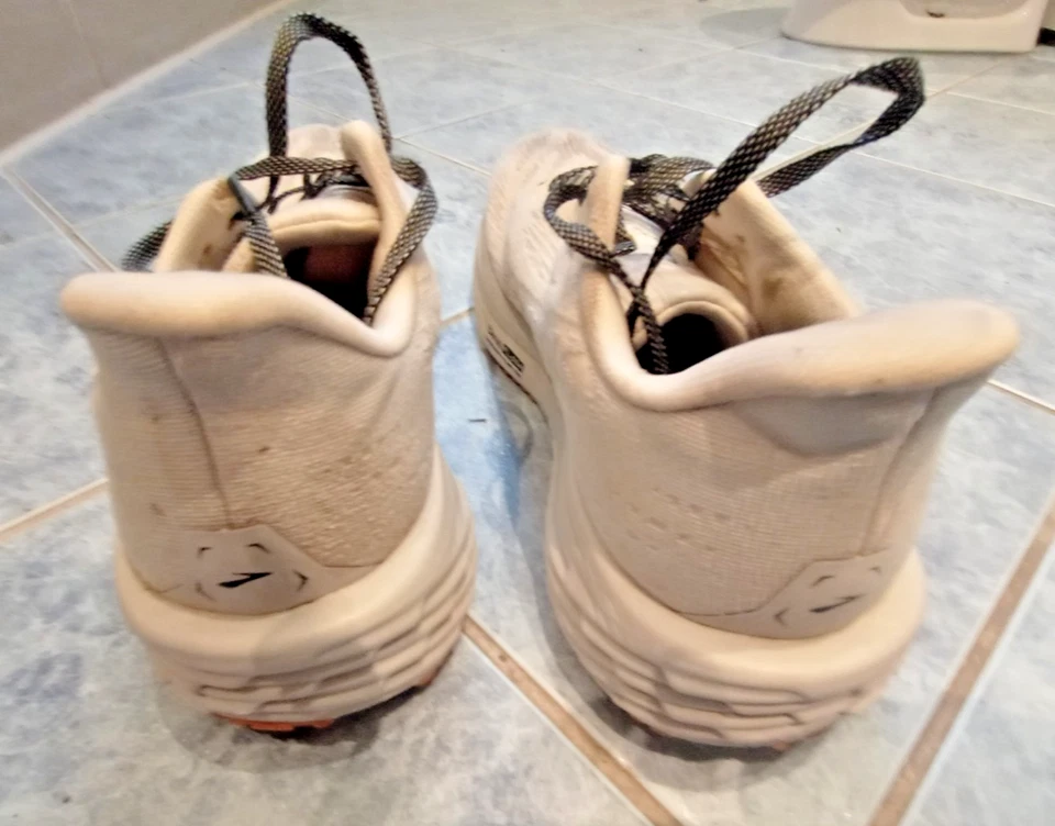 Brooks Launch 11 Herren Größe EU 44 gebraucht - Bild 3 von 4