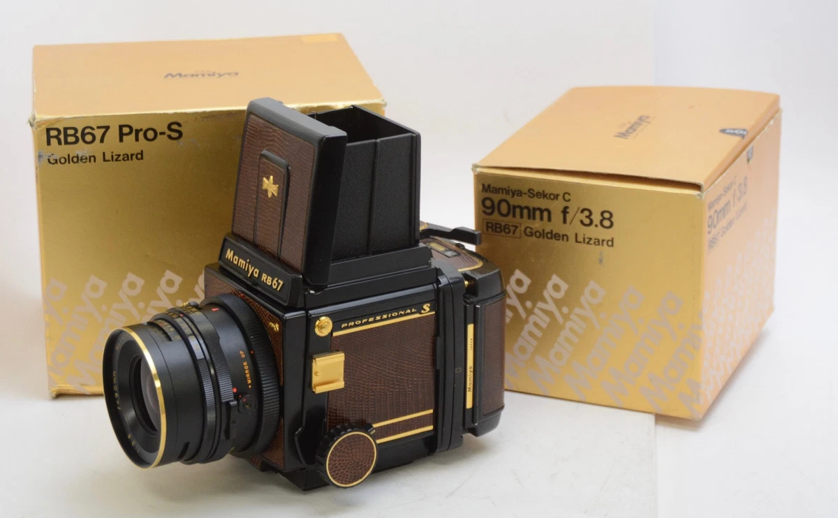Mamiya RB67 Pro S w⁄ Sekor C 127mm F⁄3.8 with Hood & 120 Film