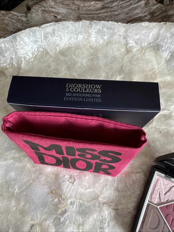 Diorshow 5 Couleurs LIMITED EDITION MISS DIOR GRAFFITI LOGO 862 SHOCKING PINK - Image 4 of 4