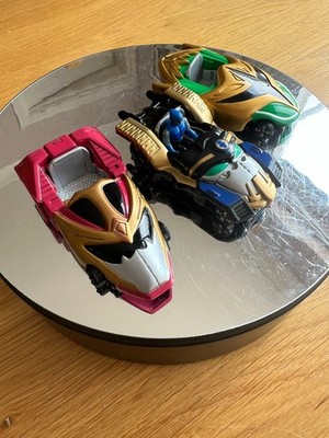 Power Rangers Ninja Storm Die Cast Metall Autos plus 1 Figur sehr guter Zustand