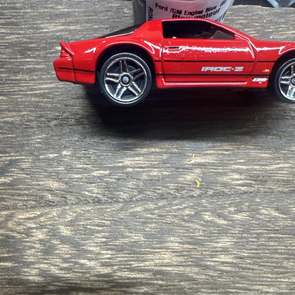 Nuevos modelos Chevrolet Camaro IROC-Z rojo blister suelto Hot Wheels 2012 Foto 2 de 4