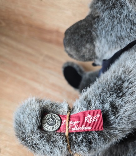 Russ Berrie Yarwood Bear 13" Jointed Gray Vintage Collection w/ Tags - Picture 8 of 12