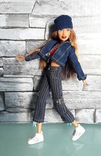 "MATTEL" Barbie "FLAVAS TIKA", modello 2003, vestiti originali, h.28 cm.