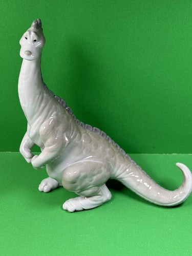 Lladro BRUTUS Dinosaur Figurine Retired 1998 w/ Original Box #07544 Juan Huerta - Picture 2 of 15