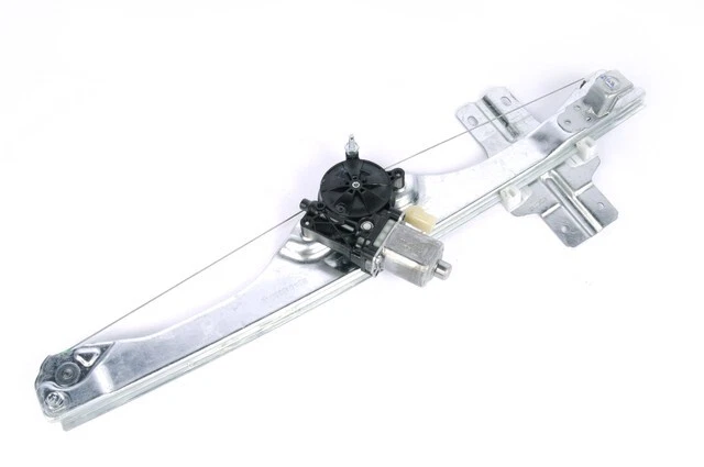 Подлинный регулятор стеклоподъемника заднего со стороны водителя и мотор в сборе GM 22867699 - Изображение 2 из 4