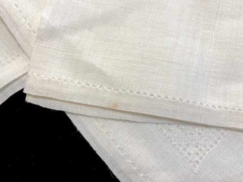 Set of 4 Pina Linen Floral Whitework Embroidery 14" Luncheon Napkins (RF951-5) - Picture 5 of 10