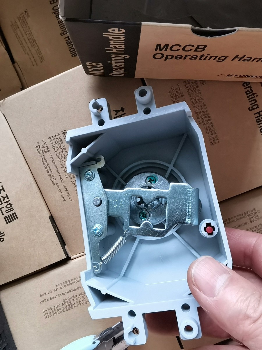 1PCS NEW TFH-10AS breaker handle for LS | eBay