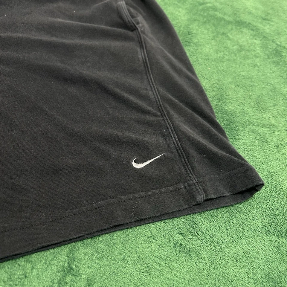 Pantalones Cortos De Colección Y2K Nike Para Hombres Negros Ropa Activa Logo Esencial Talla XL Foto 3 de 4