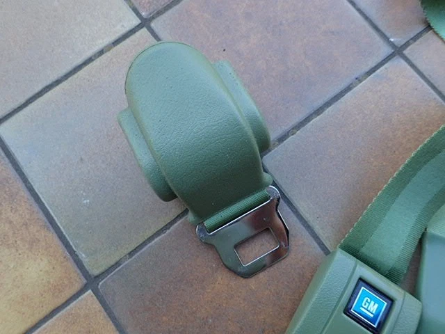 Cinturón de seguridad delantero y retractor GM años 60’s-70’s, verde claro, ¡NUEVO! Chevy Pontiac Foto 3 de 4