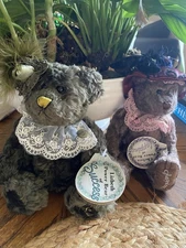 Lizbeth Power of Success Pickford Bear Brass Button Jointed 8" Set Of 2