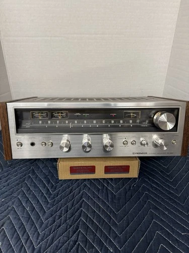 PIONEER SX-590 VINTAGE AM/FM STEREO RECEIVER - SERVICED - CLEANED - TESTED