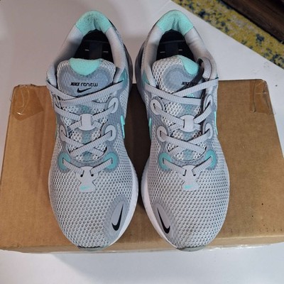 Nike Renew Run Women's Running Shoes Gray Size 8 Used