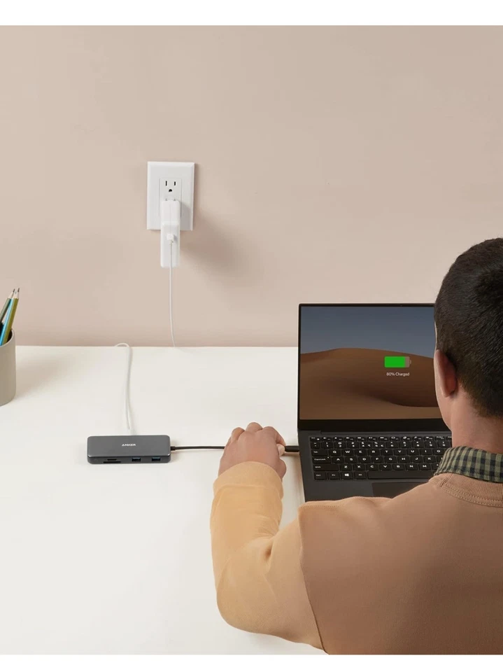 Anker PowerExpand 8-in-1 USB-C PD 10Gbps Media Hub - Gray A8380 Series 5 - Image 3 of 4