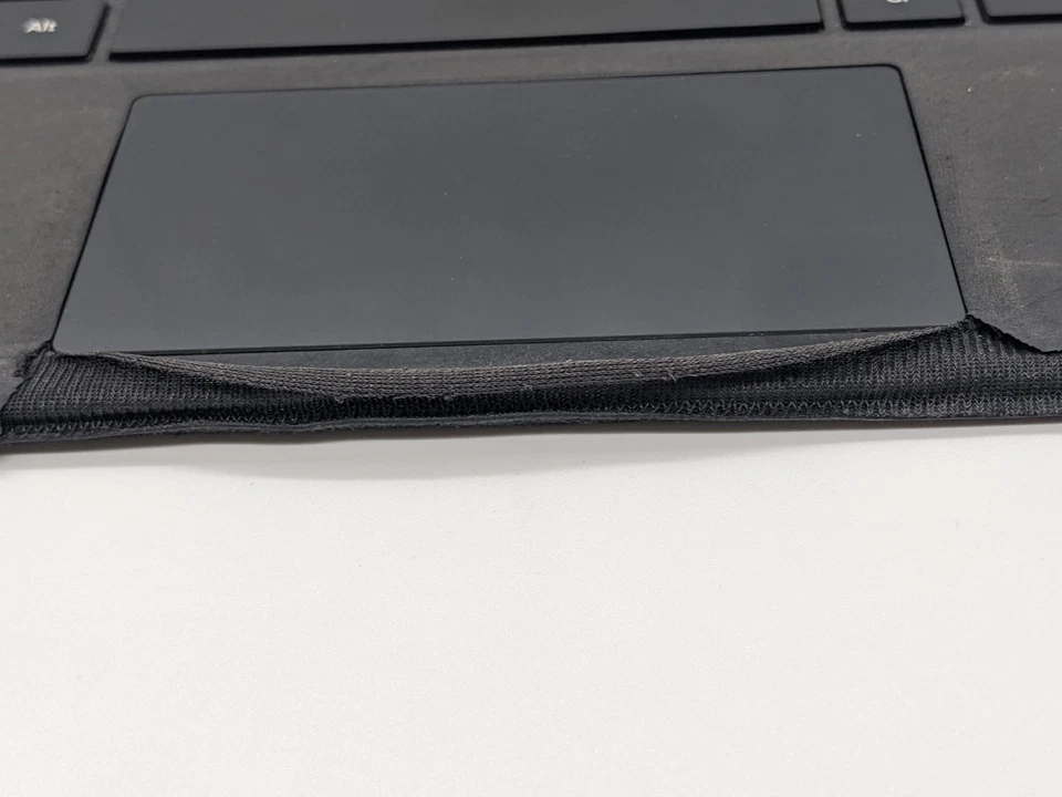 DAMAGED Microsoft Surface Pro Type Cover keyboard FMN-00003 black UK 1725 READ - Image 4 of 4