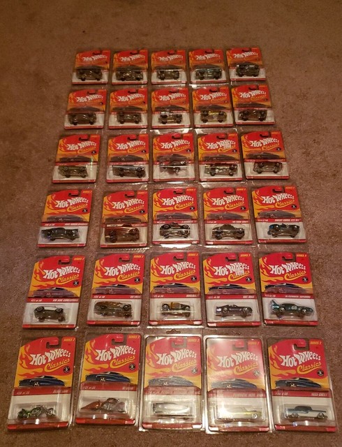 hot wheels classics 30 car set