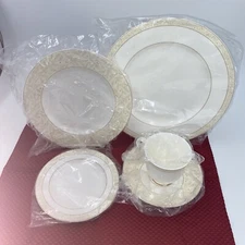 Ralph Lauren  "Veranda" Plate & Cup Set China  5-Piece Place Setting N
