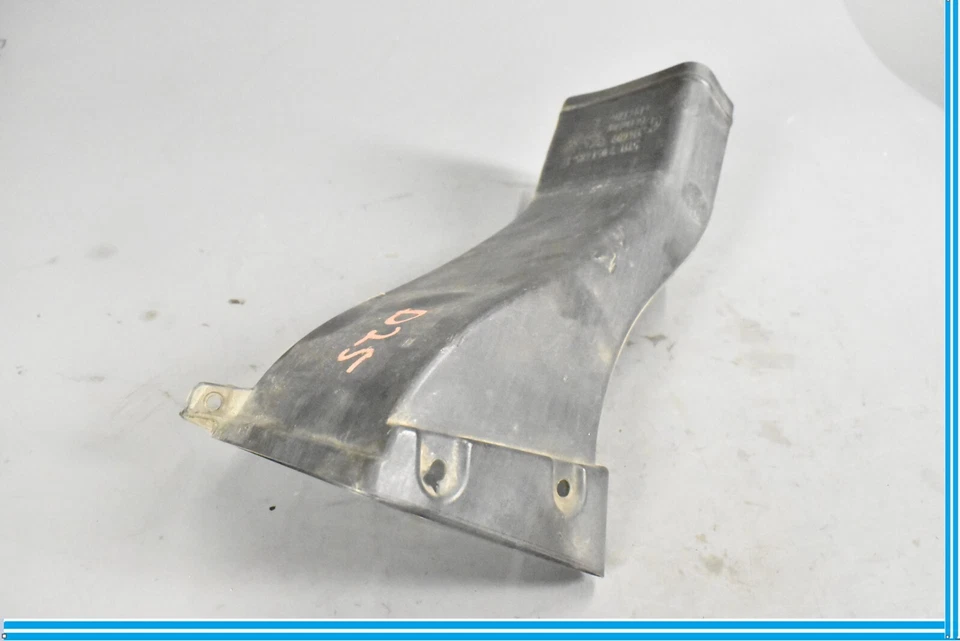 BMW 650Ci E63/E64 2006 conducto de admisión de aire del lado izquierdo del conductor 7051485 Foto 2 de 4