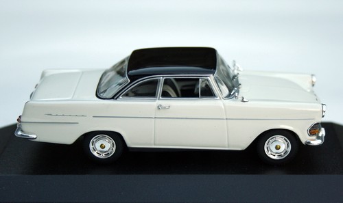 Opel Rekord P2 Coupé Anno 1961-1963, Bianco Con Tetto Nero, Minichamps M. 1:43 - Bild 3 von 8