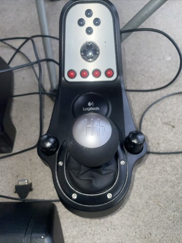 Logitech G27 Racing Wheel, palanca de cambios, pedales, fuente de alimentación - probado - Imagen 4 de 7