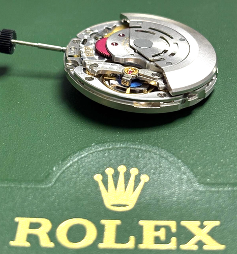 GENUINE ROLEX 3135 Movement. Excellent condition. NEW balance- BLUE hair spring!