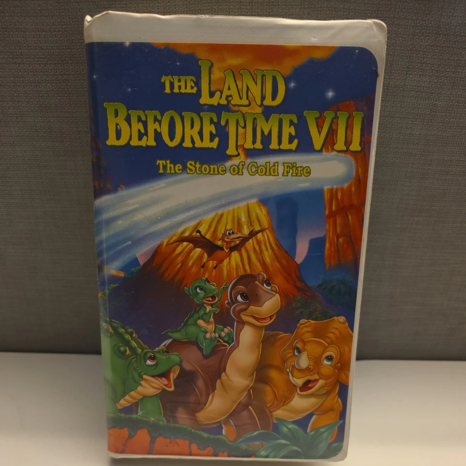 The Land Before Time VHS Lot  of 5  - Image 2 of 4