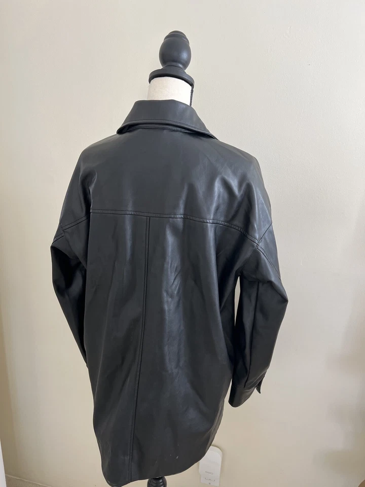 Chaqueta H&M de cuero vegano negro manga larga para mujer talla XS/S Foto 2 de 3