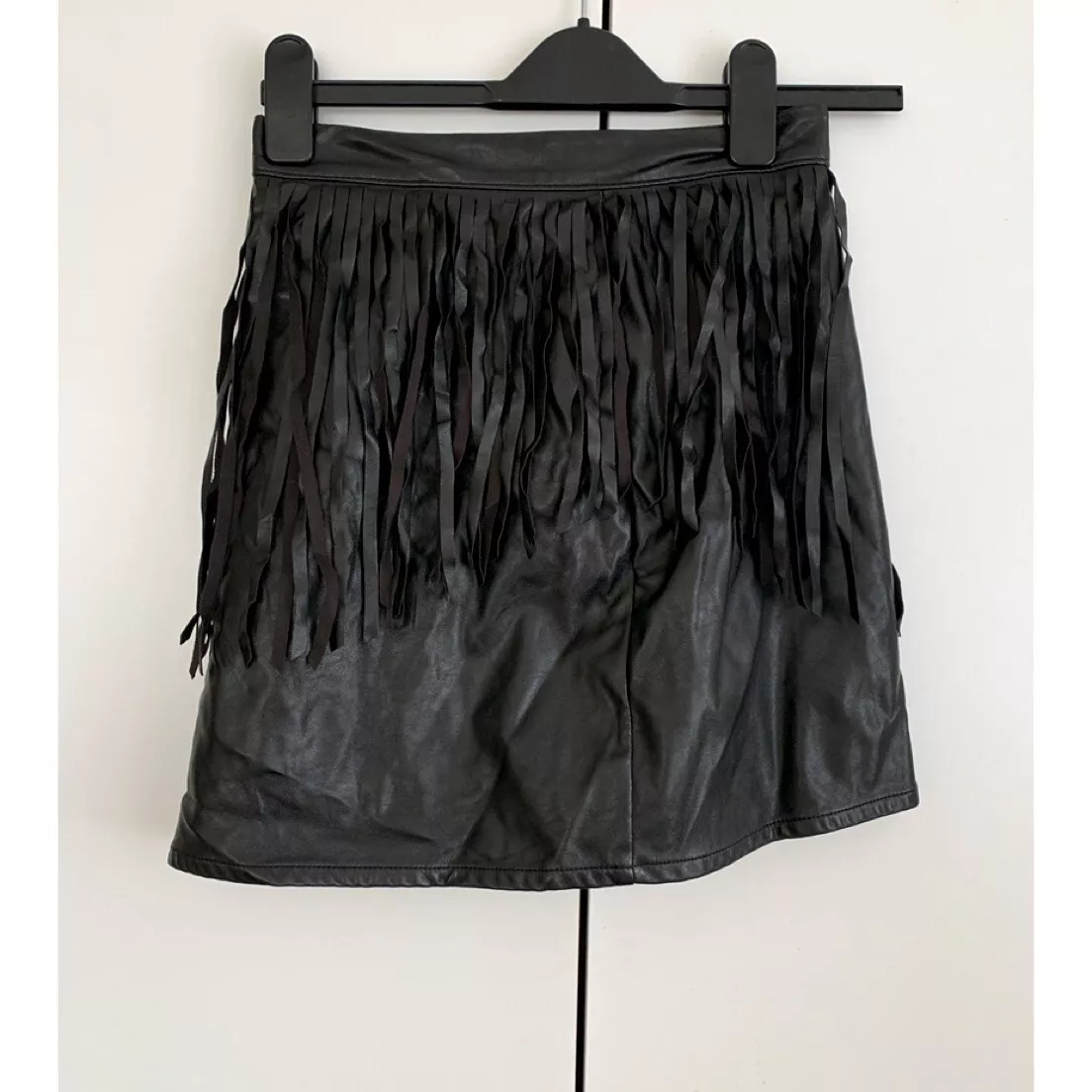 H&m leather outlet fringe skirt