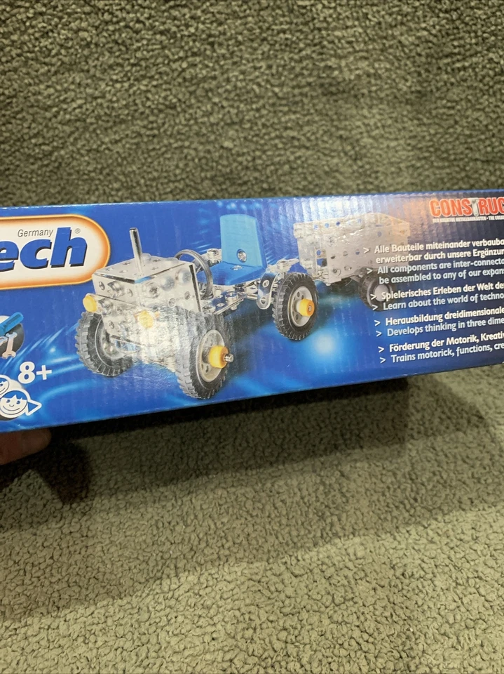 Kit creativo de construcción de metal para tractor y vagón de juguete Eitech Construction 80 Foto 3 de 4