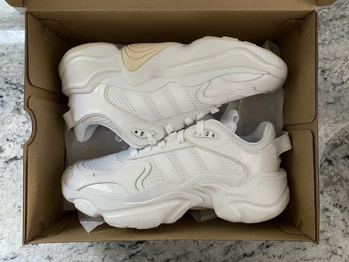 Adidas Originals Magmur Runner White Off Running Shoes Women's Size 8.5  EE4815 | eBay