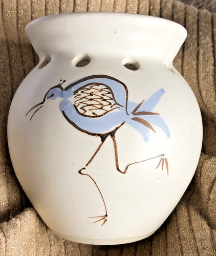 Vintage Southwest Art Pottery ROADRUNNER Pierced Vase Weird Bird Marked - Picture 2 of 7