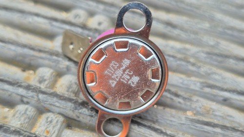 Bush Backofen DHBEDC50W Herd Kochfeld Teile Sensor 170C T1/33