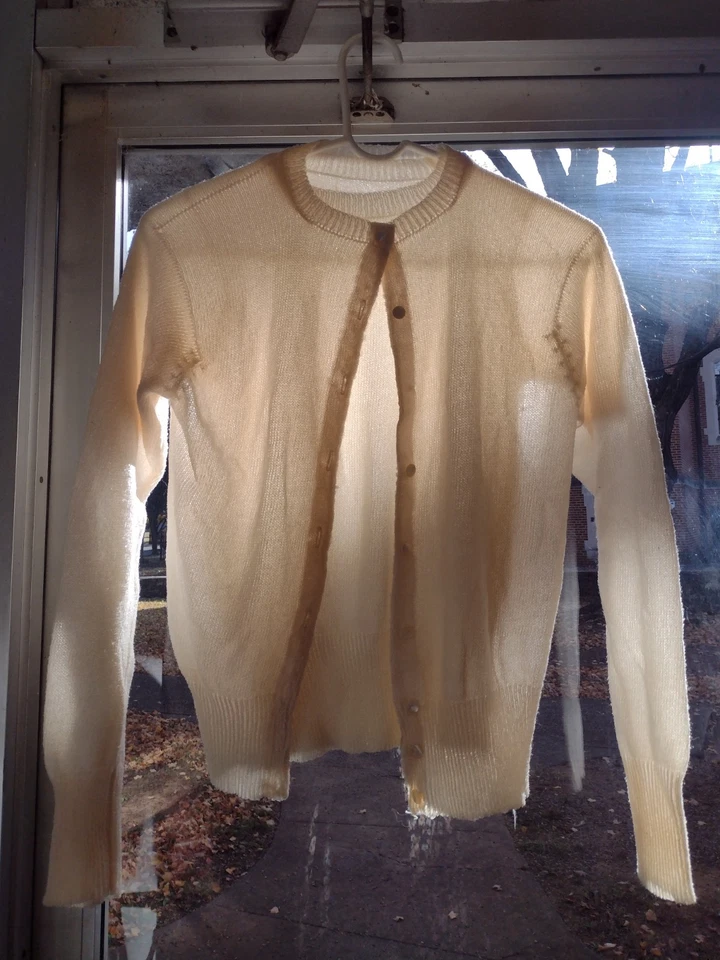 Conjunto de suéter doble marfil años 50 XXS | Botones de perlas ribete satinado | Tejido vintage Foto 3 de 4