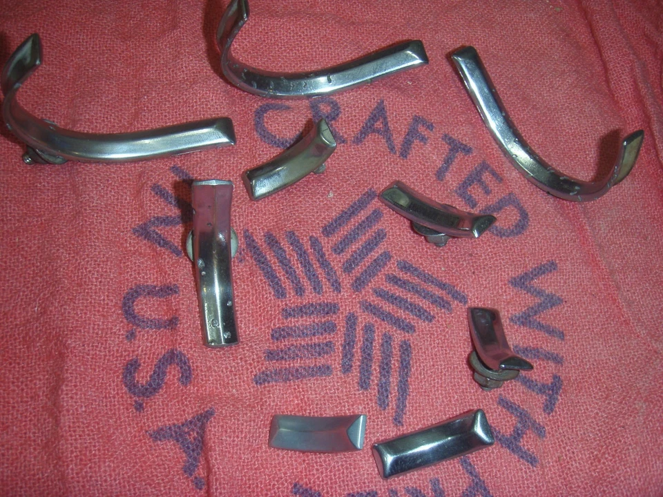 Bonneville 1958 Pontiac 58 Star Chief pequeño divisor de pintura moldura luz de respaldo 58 Foto 4 de 4