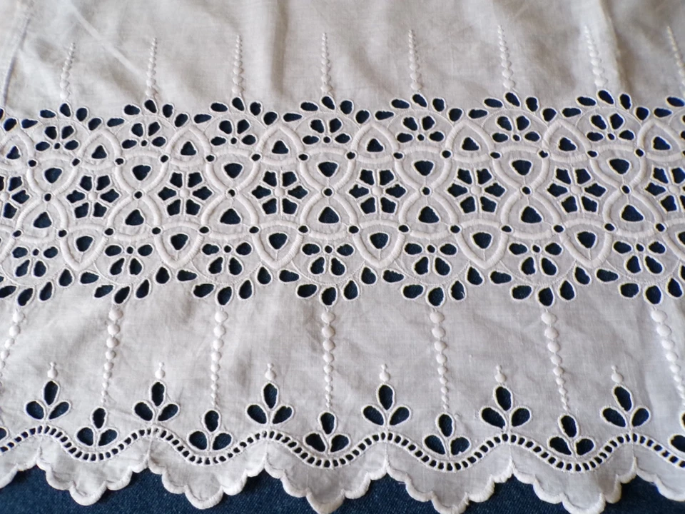 BRODERIE ANCIENNE RIDEAU COTON BLANC - Photo 4/4