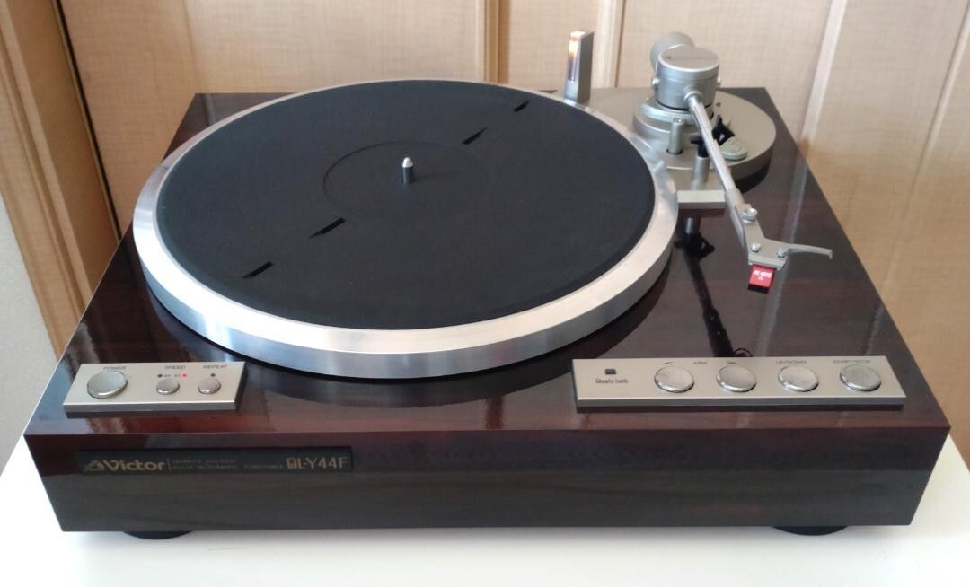 Victor - 【良品】ビクター Victor フルオートレコードプレーヤー QL-Y44F Amazon | ビクター Victor フルオートレコードプレーヤー QL