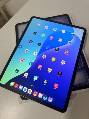 Apple iPad Air 13-inch (M2) · 256GB · Wi-Fi