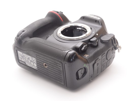 Nikon D4S 16.2MP Digital SLR DSLR Camera (Body Only) - Black ***418,761 shots*** - Picture 15 of 24