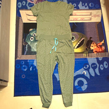 Easy Stretch Women s Medical Scrubs. Green Patterned Size M - Top L - Joggers