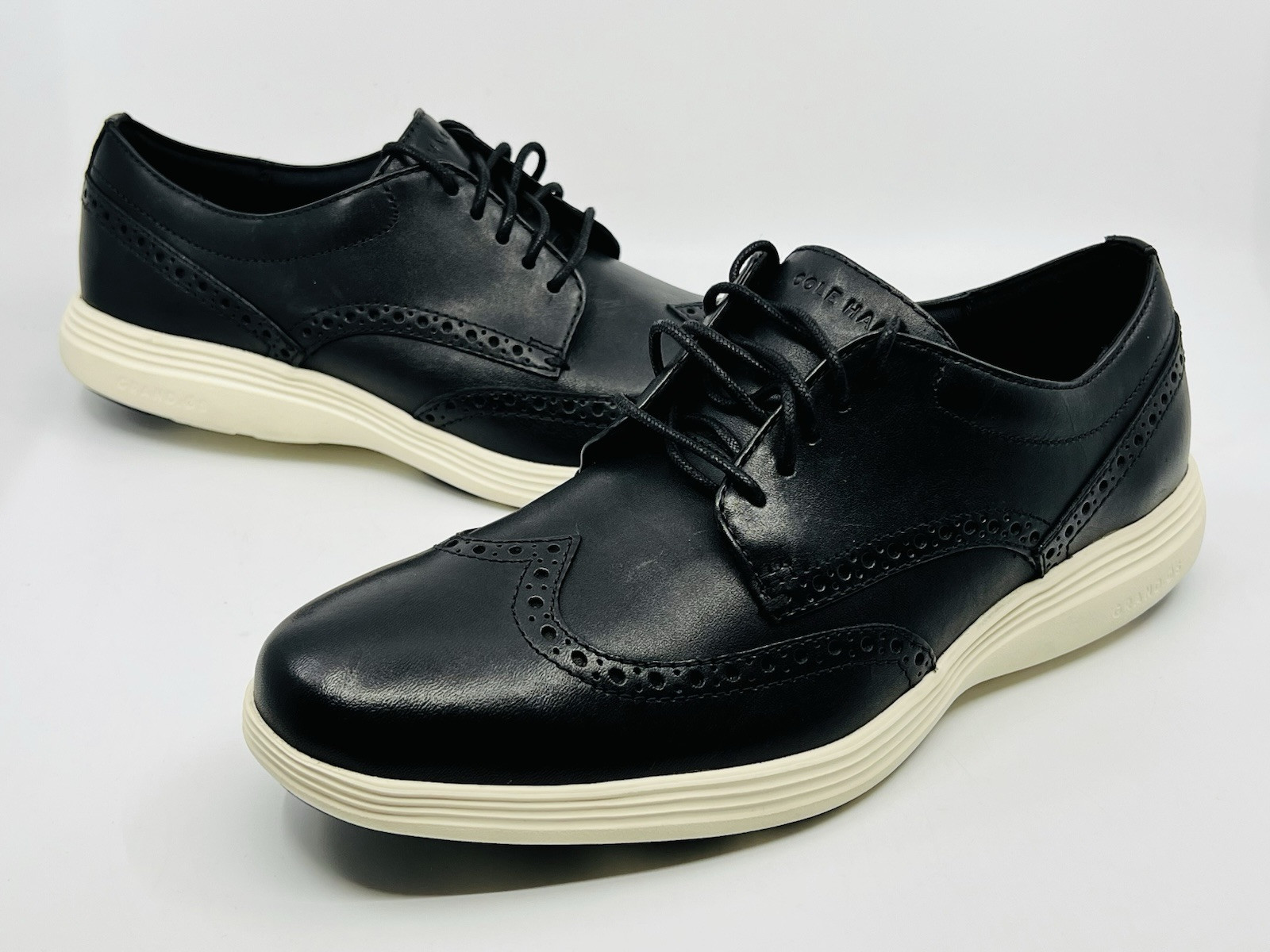 SAOLA Scarpe eleganti derby Cole Haan Grand OS Tour taglia 9 5 in pelle nera con punta alare C29413