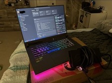 ASUS ROG Strix Gaming Laptop G16 16" AMD Ryzen 9 8940HX, RTX 5070 Ti
