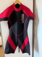 wetsuit short arms and legs 36” chest